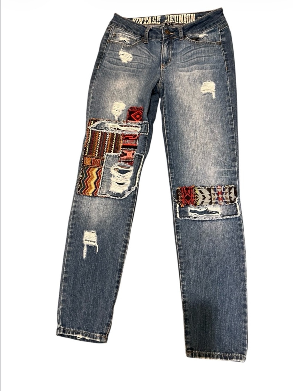 Vintage-Inspired Dark Blue Straight-Leg Jeans with Embroidered Patchwork